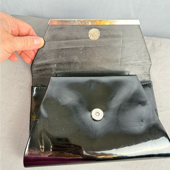 Lulu Townsend Patent Clutch Black Gold Bar Chain Evening Bag Chic - Picture 6 of 8